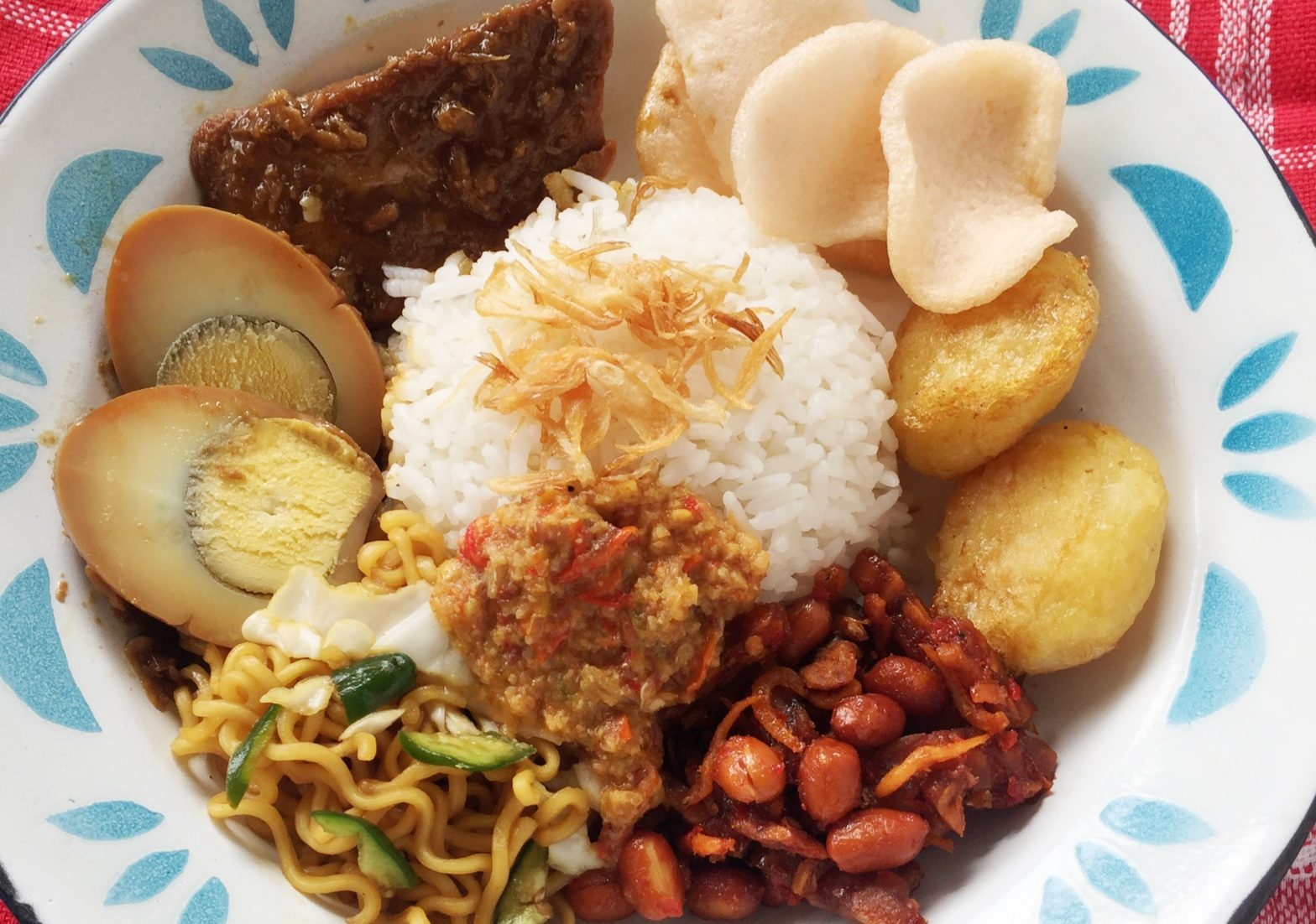 Cara Membuat Nasi Uduk Praktis dan Spesial yang Bisa