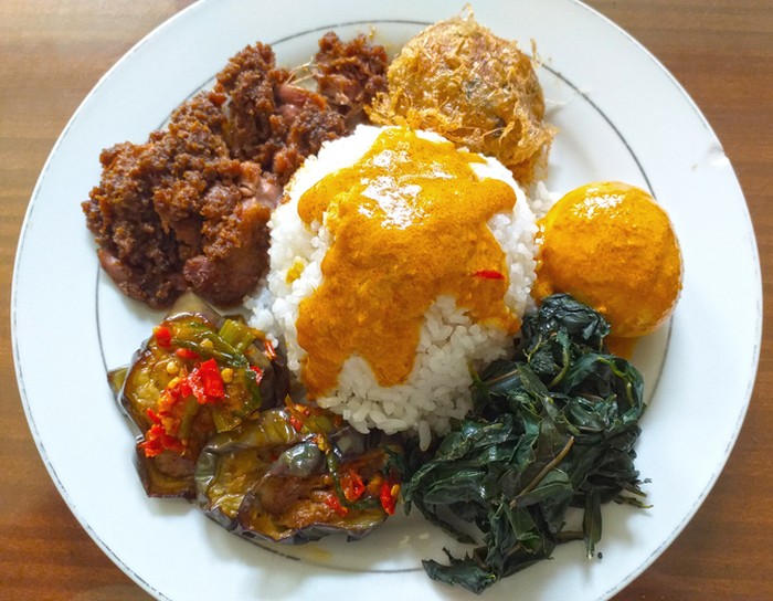 bisnis nasi padang