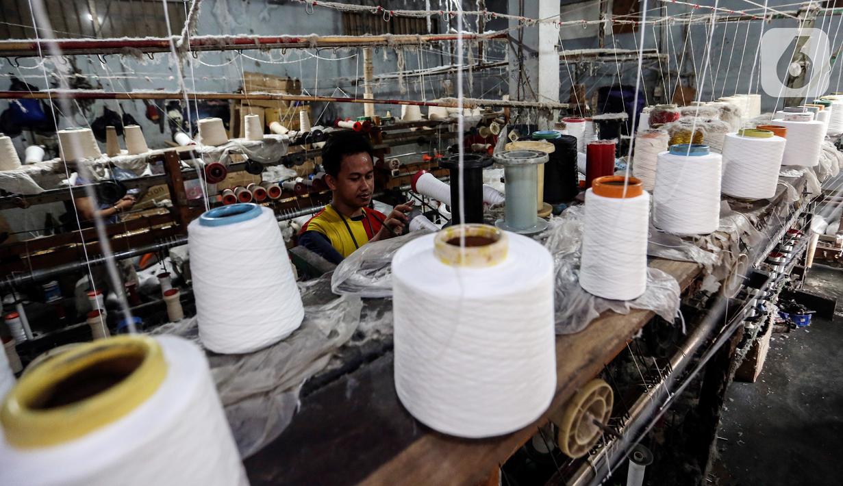 proses penggulungan benang