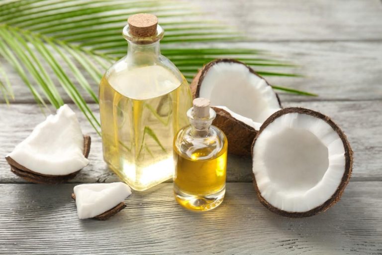 Peluang Usaha Kelapa Tua, Ide Kreatif yang Menghasilkan Cuannya Besar!